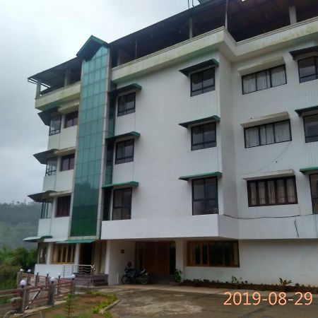 Hotel Poopada Munnar Esterno foto