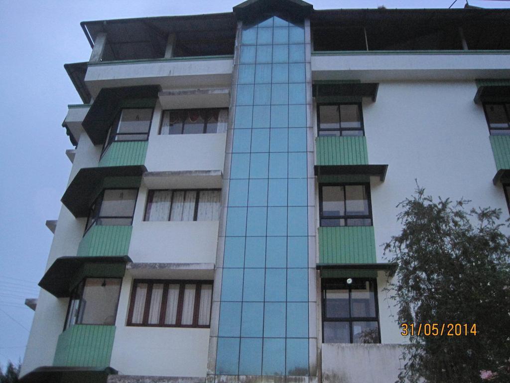 Hotel Poopada Munnar Esterno foto